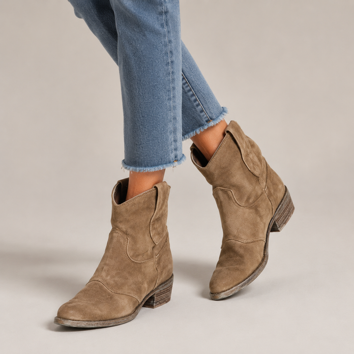 Charlotte - Suede Orthopedic Boots