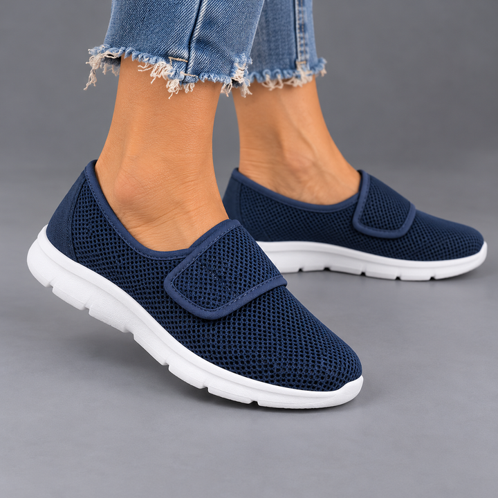 Mila – Adjustable Wide-Fit Comfort Sneakers