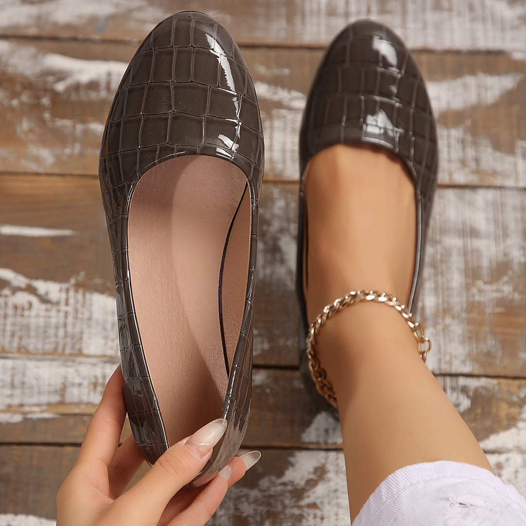 Philippa™ | Glossy Low-Wedge Pumps