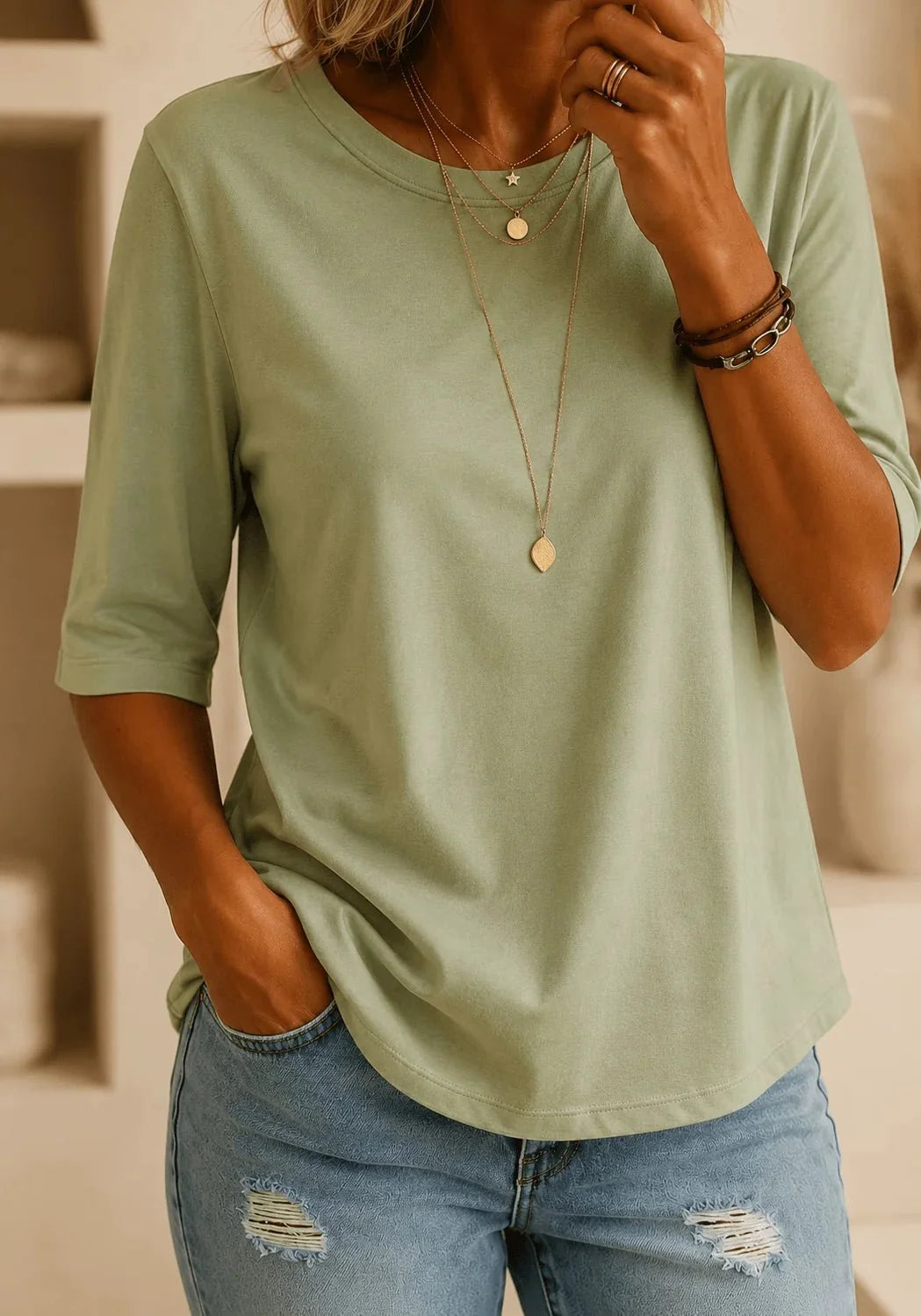 Olivia | Essential Comfort Tee