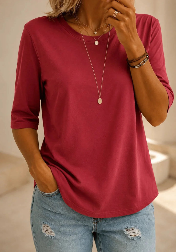 Olivia | Essential Comfort Tee